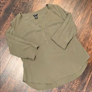 Olive green cropped sleeve pullover blouse
